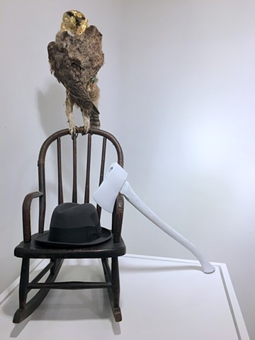 owl explains art to the headless living