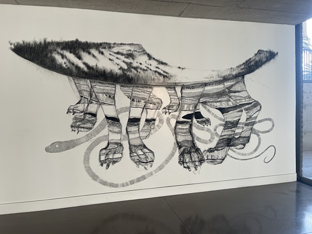 Wolf Legs/Patas de Lobo