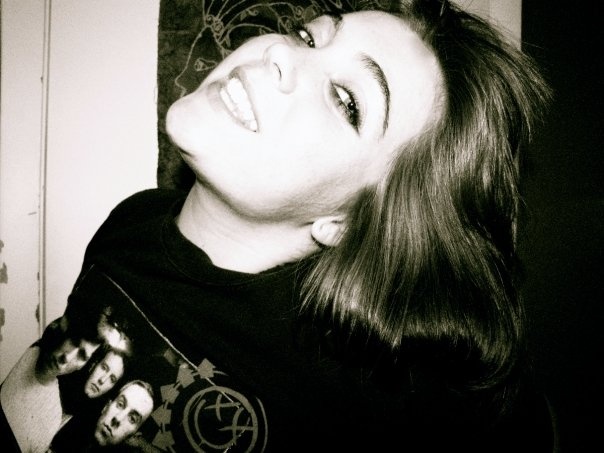 give me naughty.
FLASH.