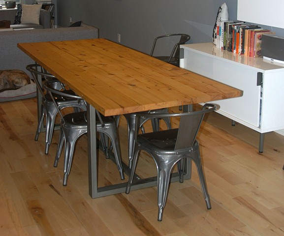MK Dining Table
