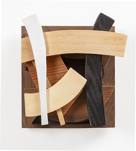 WALL MOUNTED SCULPTURE 