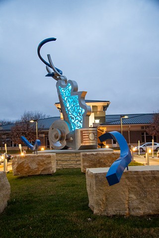 Dan Perry sculpture