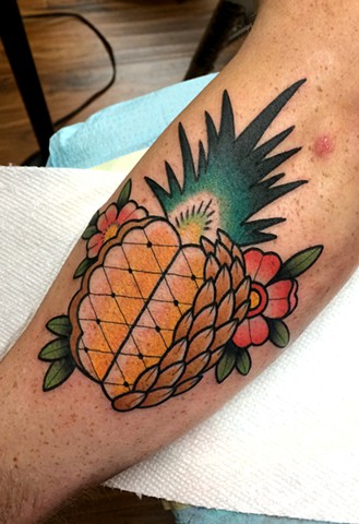 pineapple tattoo by dave wah at stay humble tattoo company in baltimore maryland the best tattoo shop in baltimore maryland