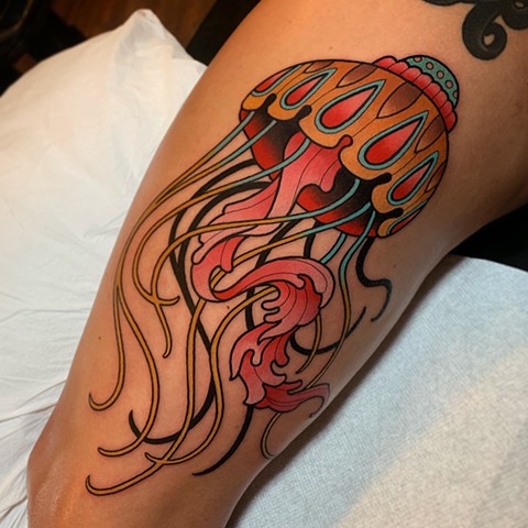 jellyfish tattoo by tattoo artist dave wah at stay humble tattoo company in baltimore maryland the best tattoo shop in baltimore maryland