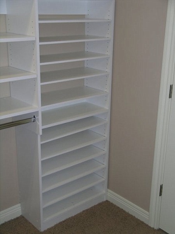 Shoe storage and clothes storage cabinet