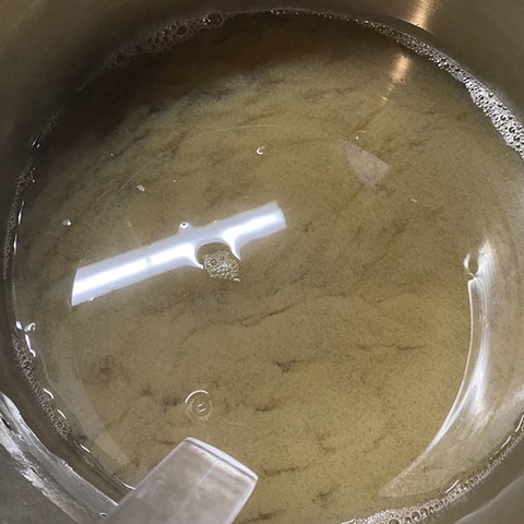 Making a lake pigment from Hakone grass fiber soaking liquid (before cooking for papermaking)