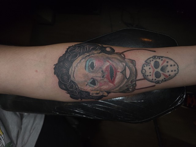 Texas Chainsaw Massacre with lady face