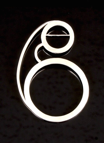 Anika Smulovitz, brooch, sterling silver, jewelry, belly button, belly button jewelry, birth, growth, searching