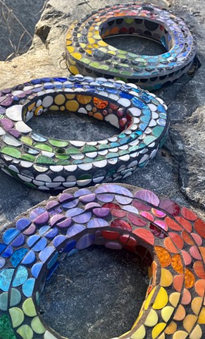 Sculptural 3d mosaic art. stained glass mosaic. Floating ⭕️’s