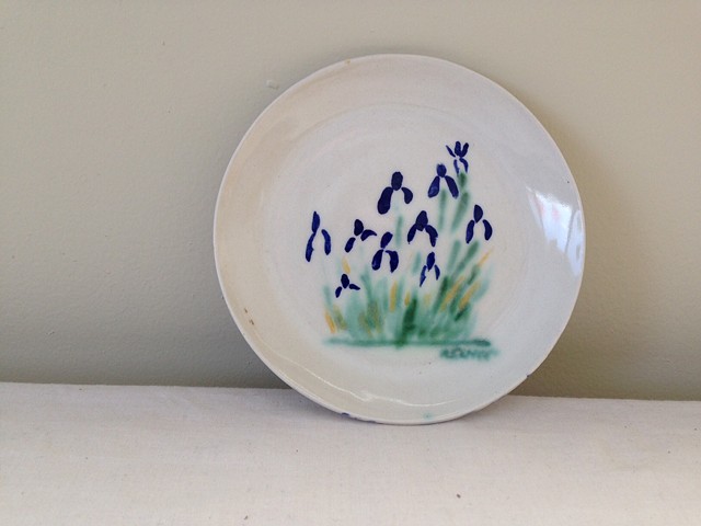 Porcelain plate with brown glaze