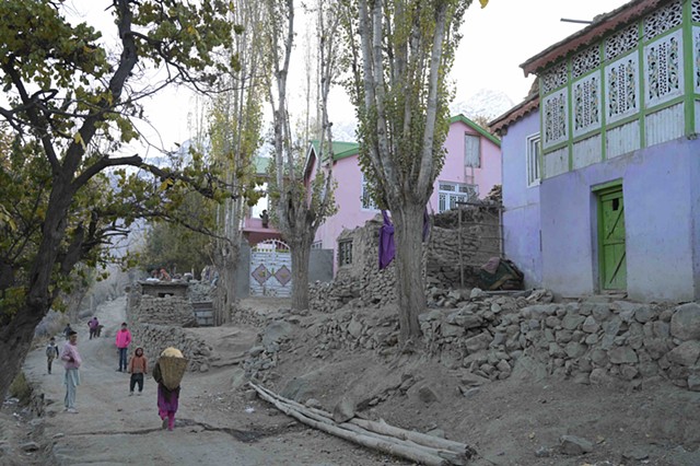 Chunda village, where a glacier was grafted a few years earlier on a mountain above it.