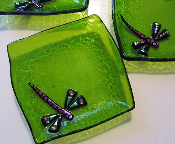 Dragonfly "snackers"

details:
4.5" x 4.5"
