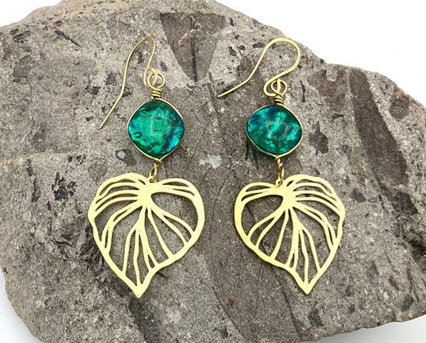 Emerald Green Sparkly Leaf Dance earrings