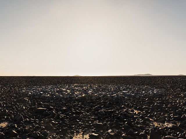 The Desert Has No Surface 
