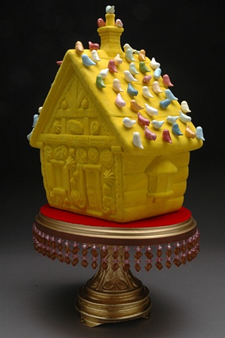 gingerbread birdhouse