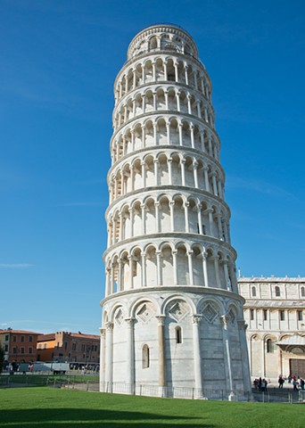Leaning Tower of Pisa, stunning architecture of Italy