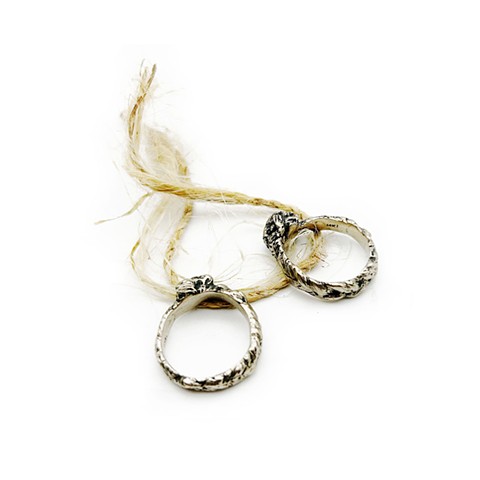 Valeska and Peter wedding bands