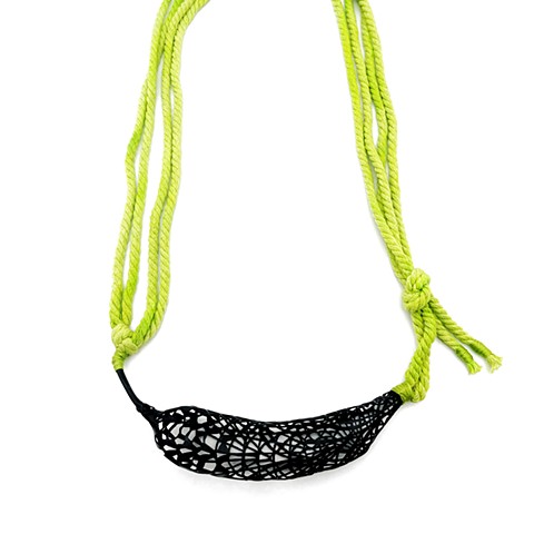 Pepper (Necklace)