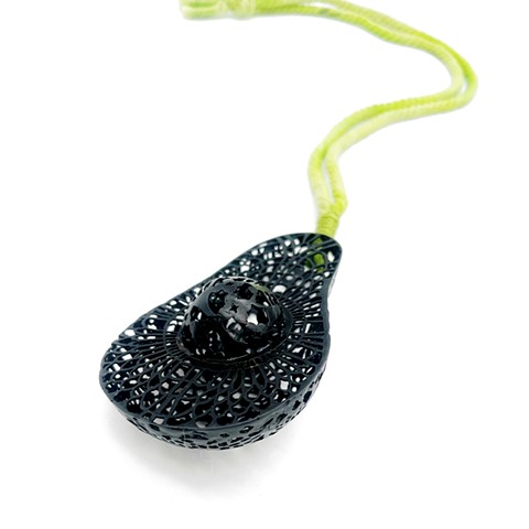 Avocado (Necklace)