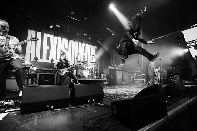 ALEXISONFIRE