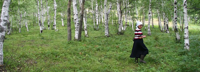 Birch Forest

Svetlana Rosugbu
Birch Bark Artist