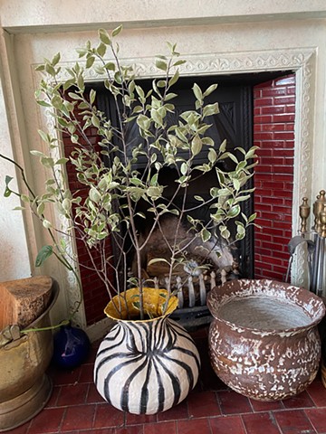 In situ- round vase with knotted black and white stripes