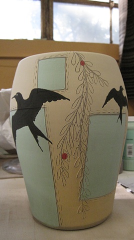vase with birds