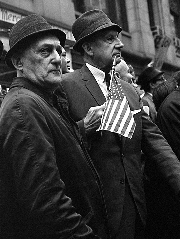 Flag Men, New York