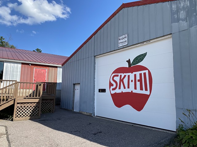 Ski Hi Logo