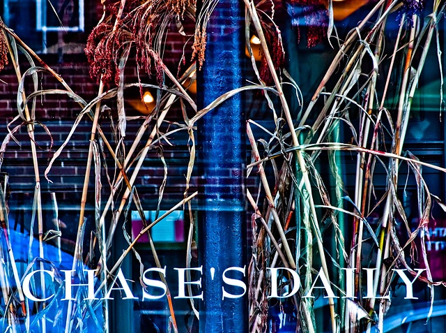 "Chase's Daily" Window Detail