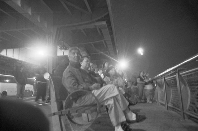 NYC 2009 people watching fireworks under FDR one.