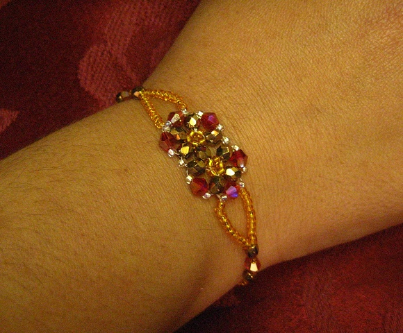 Baroque bracelet by Leticia