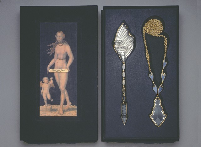 diptych neckpiece with presentation box _collection Metropolitan Museum of Fine Arts, NY