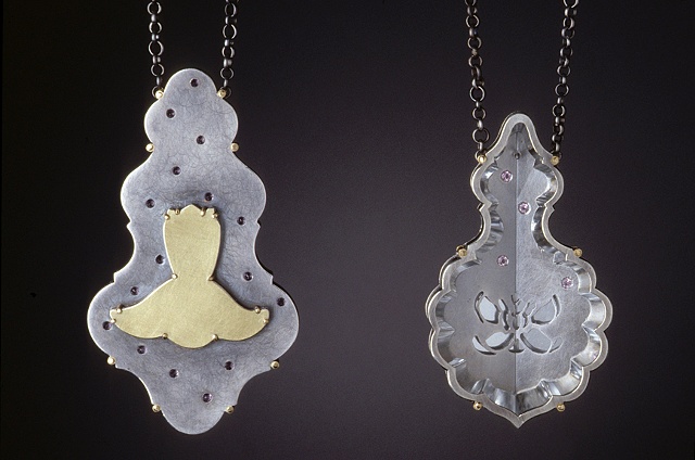 Pendant Details_Gertrude (back view) and Alice ( front )