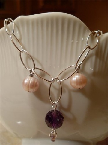 Sterling Silver necklace w/ Amethyst and pearl