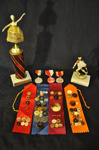 Kickstarter rewards: ribbons, medals, and trophies