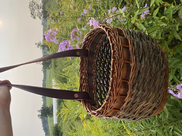 Willow basket with leather strap