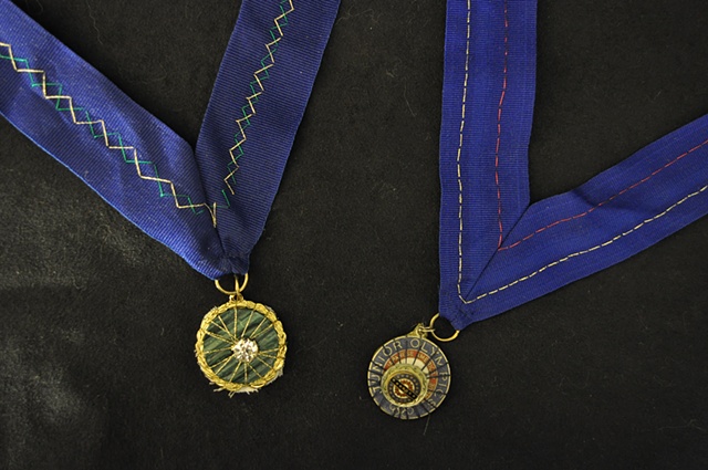 Kickstarter rewards: Button medals