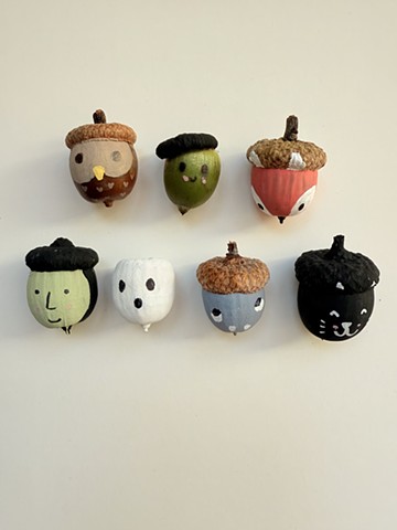 the forest comes alive