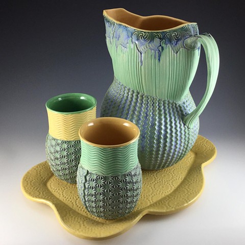 Earth to Annie - the ceramic meanderings of Annie Chrietzberg
