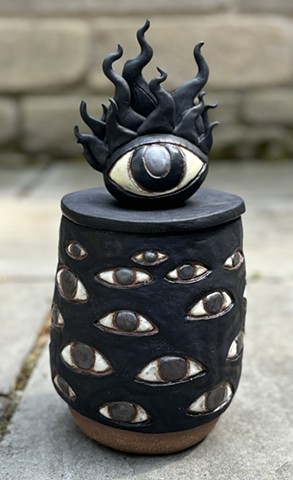 Many Eyes (decorative vessel).