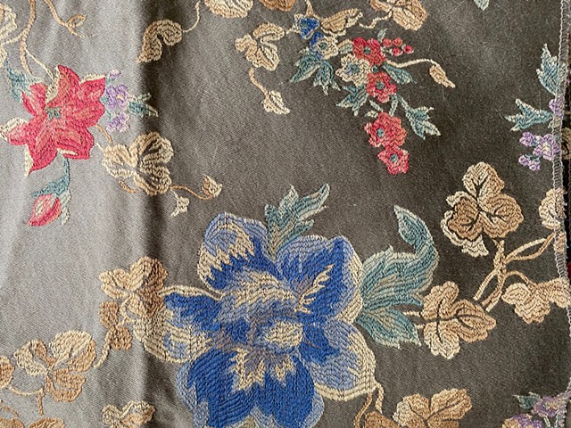 Tri color jacquard floral