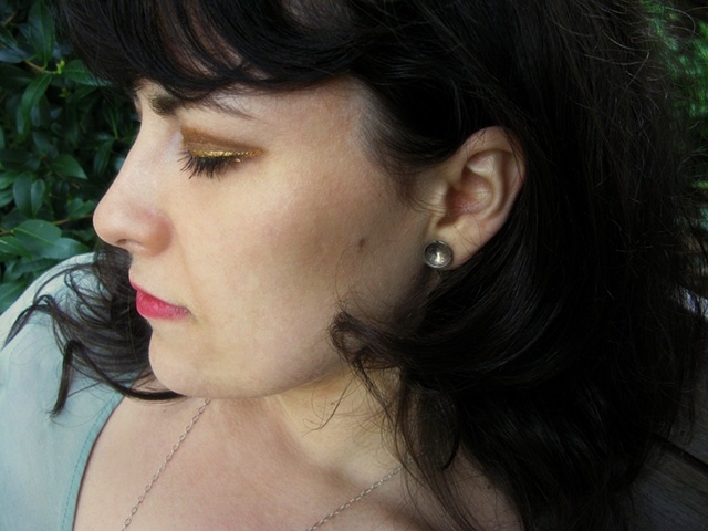 gray moon earrings2