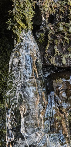 LliamGreguez Catskills iceformation ice iceart FrozenWater winter nature Stream naturephotography earthoutdoors roamtheplanet swivelable AgoraGallery Artist Macro Photography @str12ng