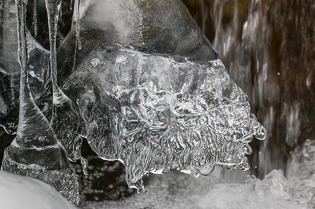 @str12ng  LliamGreguez   naturephotography  iceformation  ice  iceart  FrozenWater   winter  nature  Catskills  Stream  earthoutdoors  roamtheplanet  swivelable  AgoraGallery  Artist