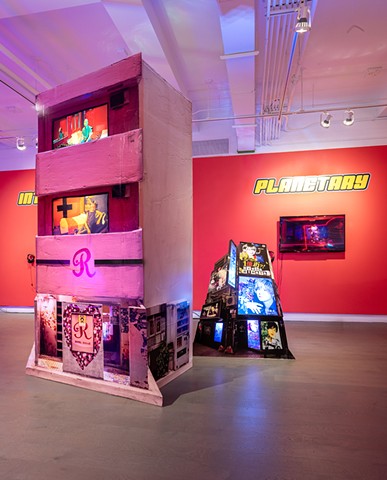 Intergalactic Planetary