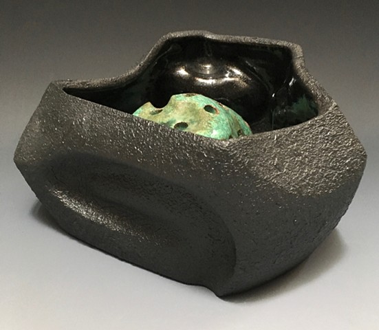 Small Black Serving / Flower Bowl View 3