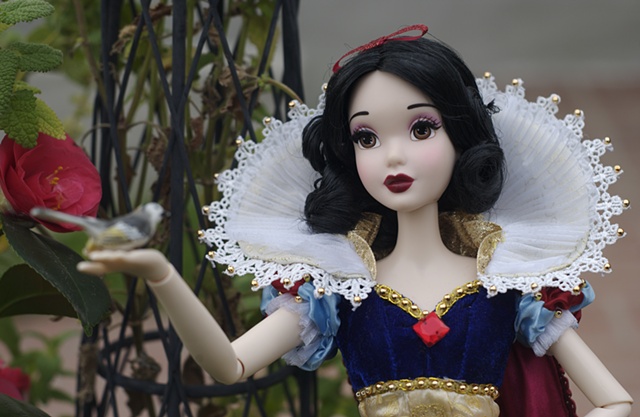 Collector Snow White 