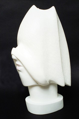 ElAngel con Boca Rosado - side view