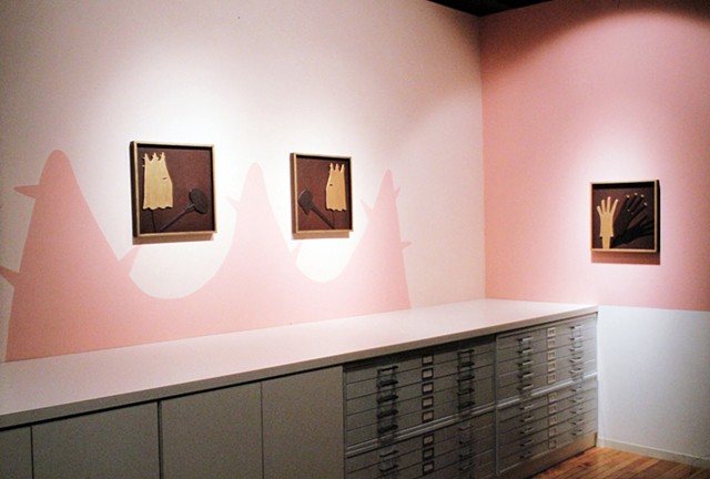 Queen's Pink Drawing Wall